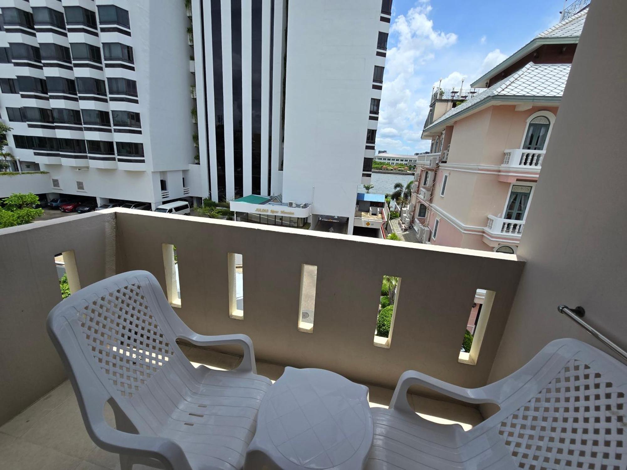 Bella Bella Riverview Bangkok Eksteriør billede